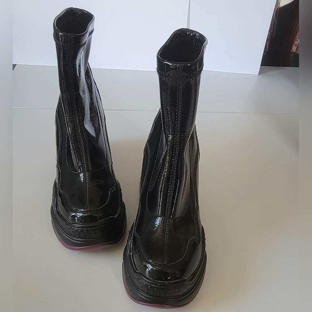 Dolls Kill Purple and Black Platform Shoes - Picture 9 of 9